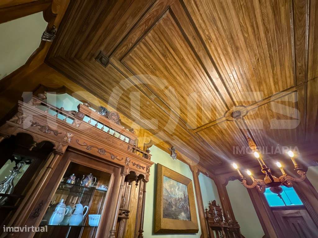 Moradia Secular de Charme | Casa + Jardim + Anexos | Potencial Hote...-22