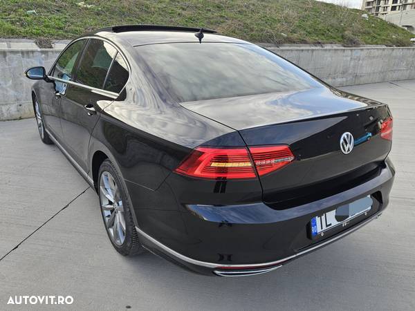 Volkswagen Passat Variant 2.0 TDI DSG R Executive - 19