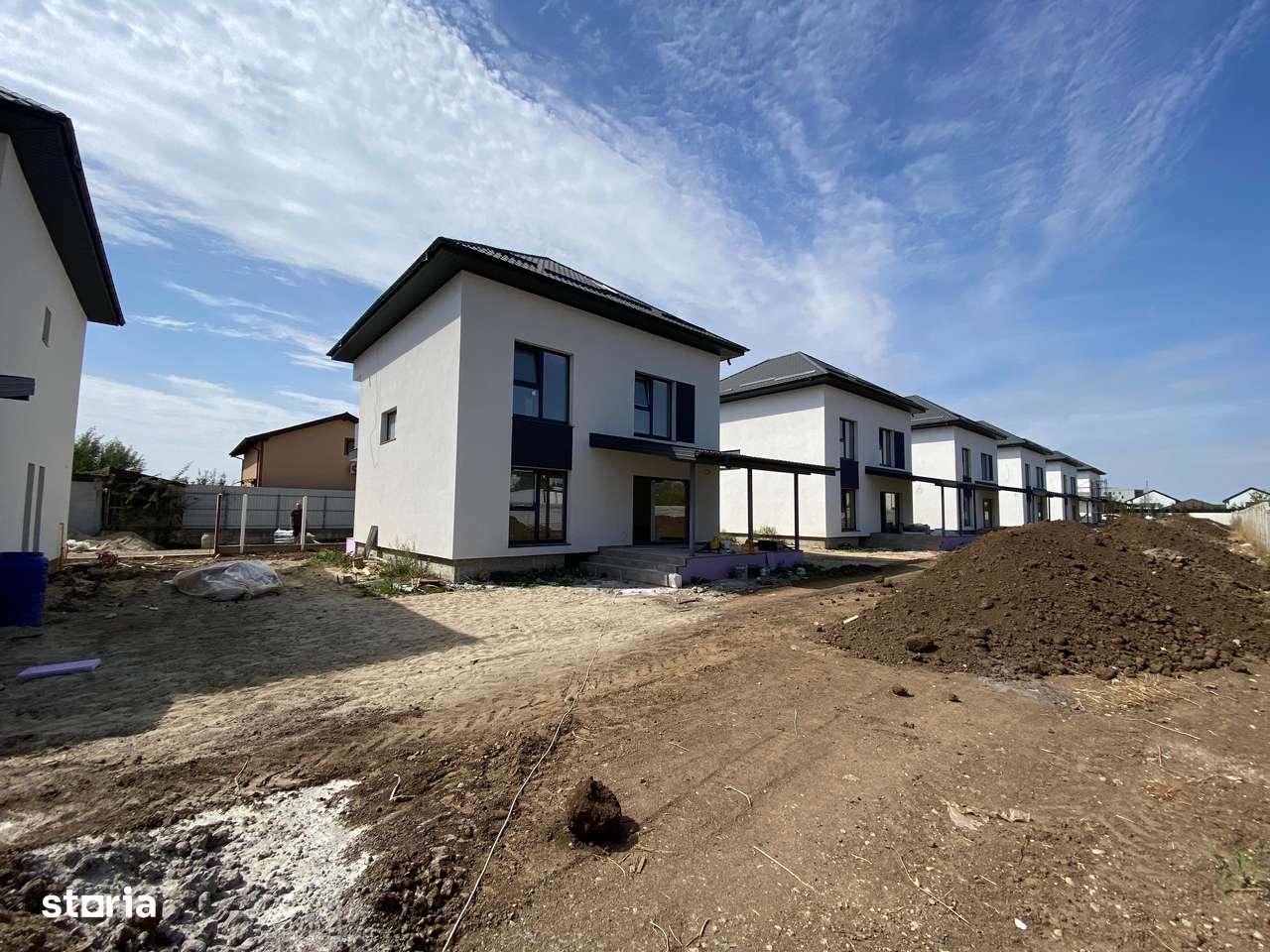 Case individuale cu 4 camere. Teren 400 mp. Comision 0 - Imagine principală: 5/20