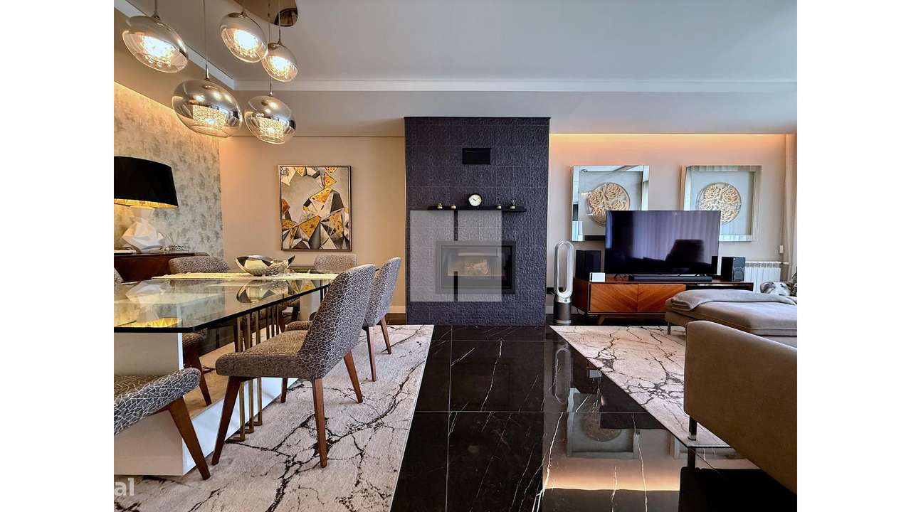 T4 Luxo 239m² em Buarcos-0