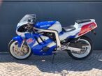 Suzuki GSX R 400 SP - 2