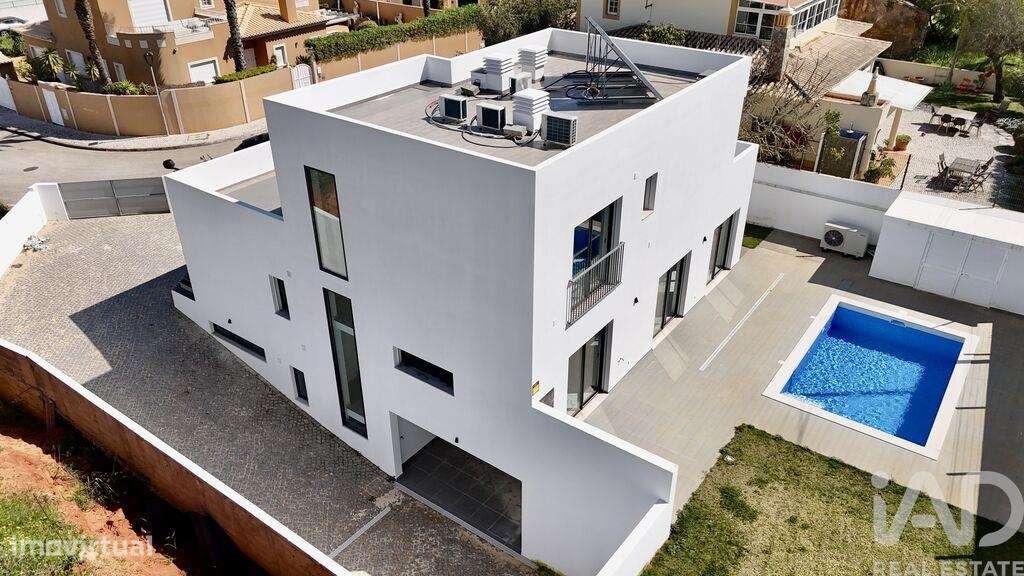 Casa / Villa T3 em São Gonçalo de Lagos de 154 m2 - Grande imagem: 4/33