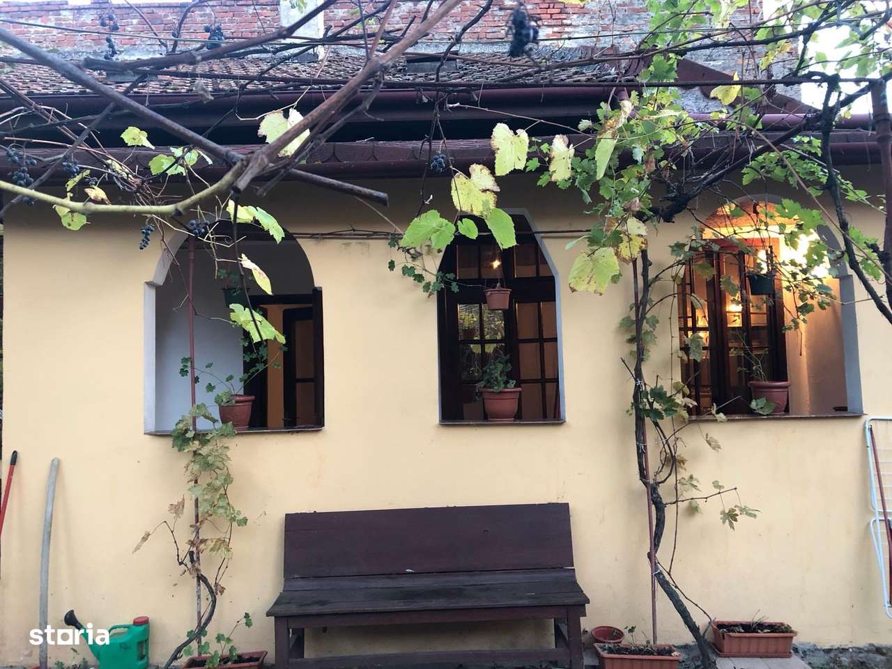 Ap la casă, curte comună, 1 cameră, 40mp, Odobescu!-9