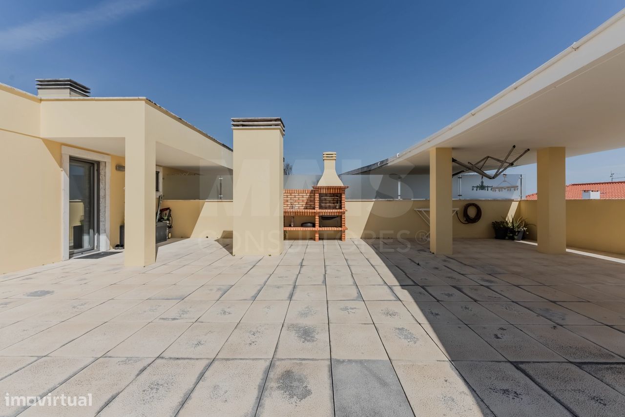 Penthouse T4 Com Vista Desafogada, Castanholas, Cadaval - Grande imagem: 1/30