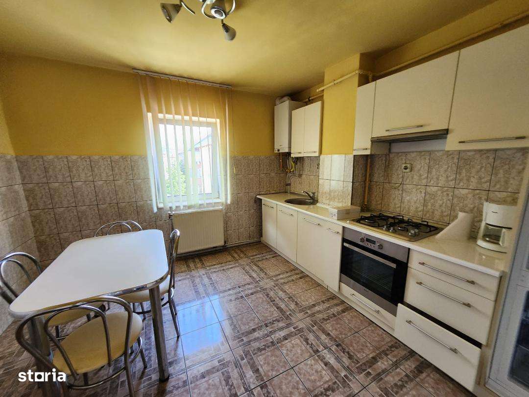 De vanzare Apartament 2 camere, Loc. Cugir. - Imagine principală: 1/11