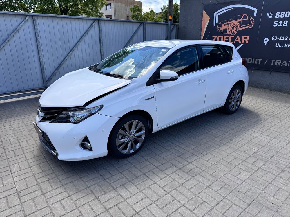 Toyota Auris II 2015
