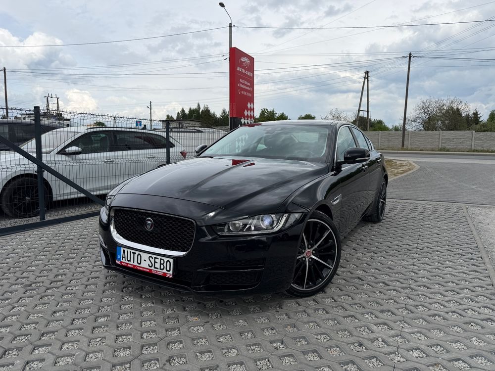 Jaguar XE 20t Prestige 2016