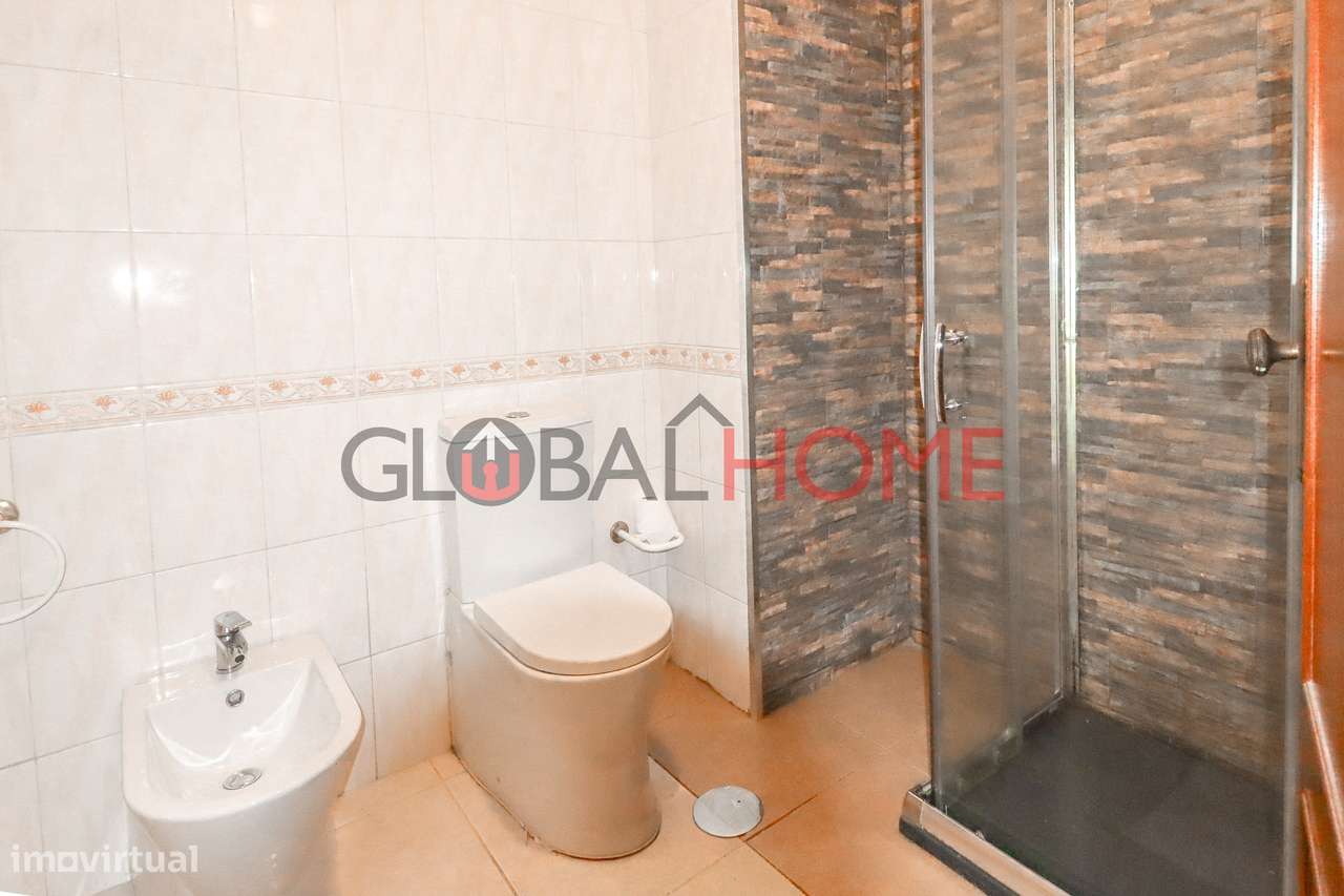 Apartamento T2 no centro de São Pedro da Cova-14