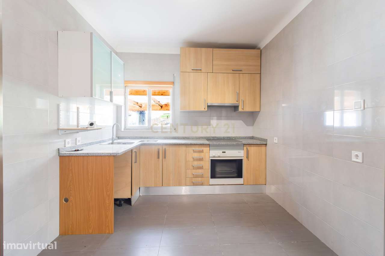 Moradia Térrea em Vestiaria, Alcobaça - Grande imagem: 2/13