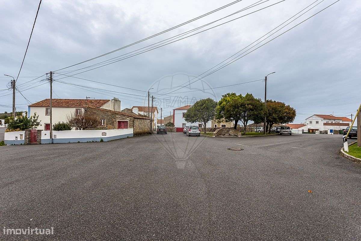 Moradia T3 para venda - Grande imagem: 2/24