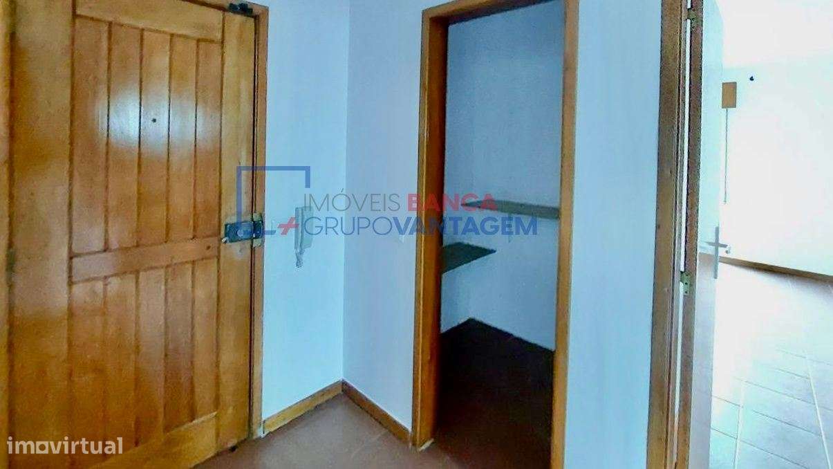 Apartamento T2 com 84m2 em Algueirão-Mem Martins - Grande imagem: 3/16