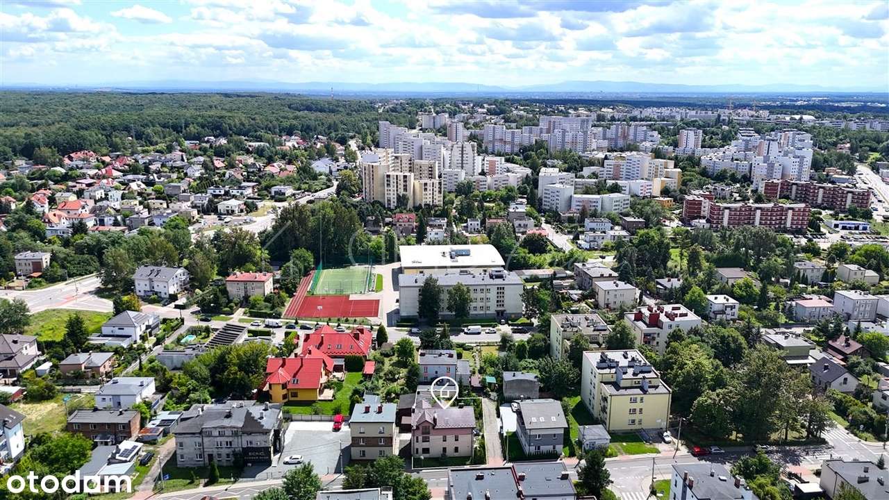Budynek z 3 mieszkaniami | 361 m² | działka 612 m