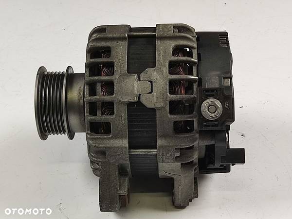 VOLVO XC40 2.0T T4 17-21r Alternator - 6