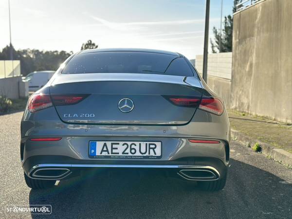 Mercedes-Benz CLA 200 AMG Line - 3