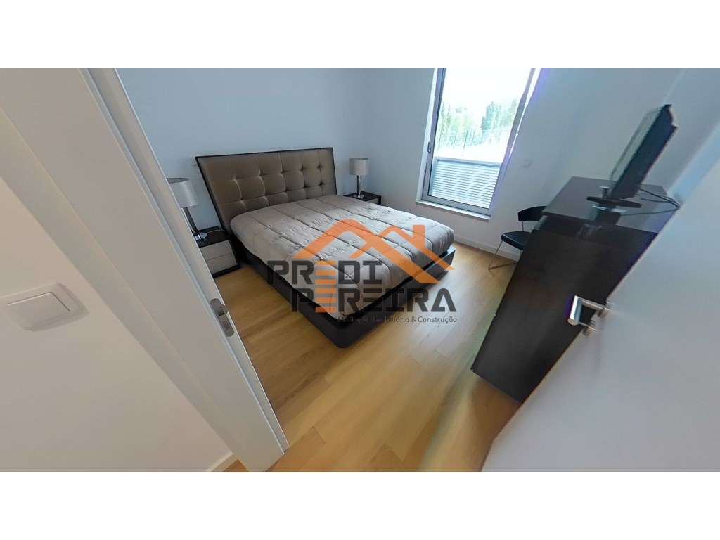 Apartamento T1 , com arrecadação e parqueamento para um carro, situ... - Grande imagem: 5/34