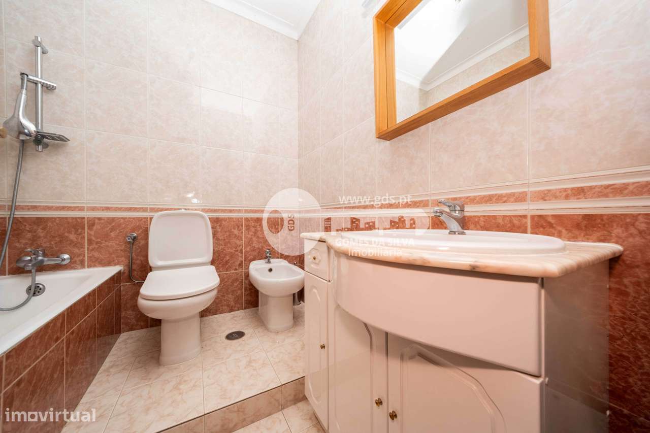 T5 Duplex na Rua Bernardo Sequeira, São Vítor-36