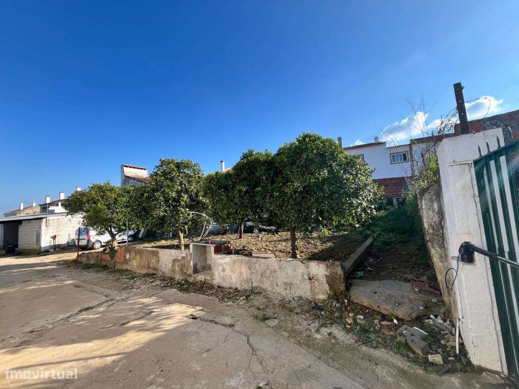 Moradia em Portel com excelentes áreas.-11