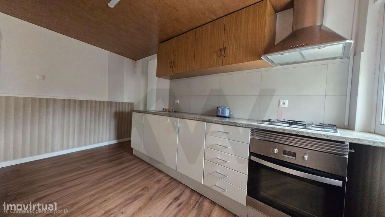 Moradia Gandaresa em  Rio Tinto ouca vagos com terreno e floresta-3