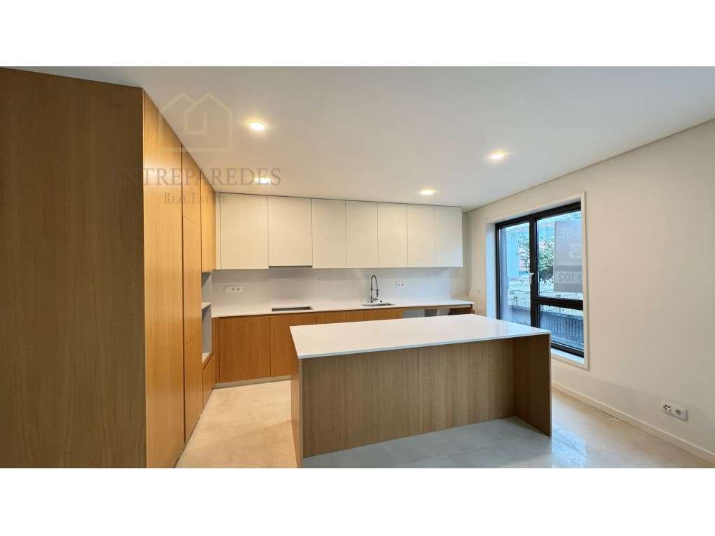 Comprar apartamento T3 com lugar de garagem no edifício São Brás , ... - Grande imagem: 4/47