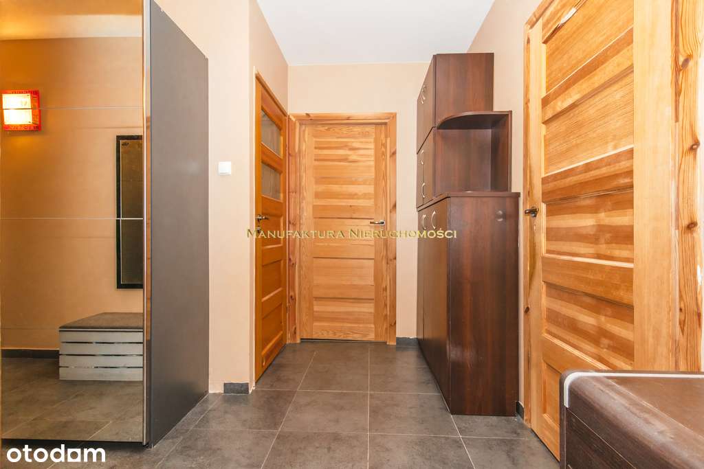 3 pokojowe mieszkanie z narożnym balkonem!-11