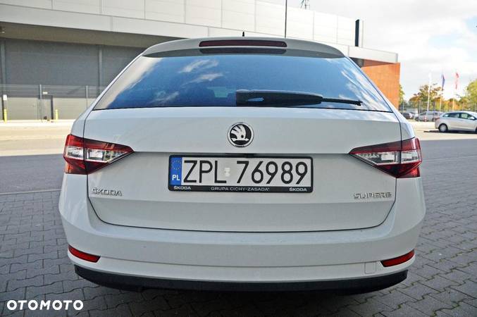 Skoda Superb 1.8 TSI L&K DSG - 14