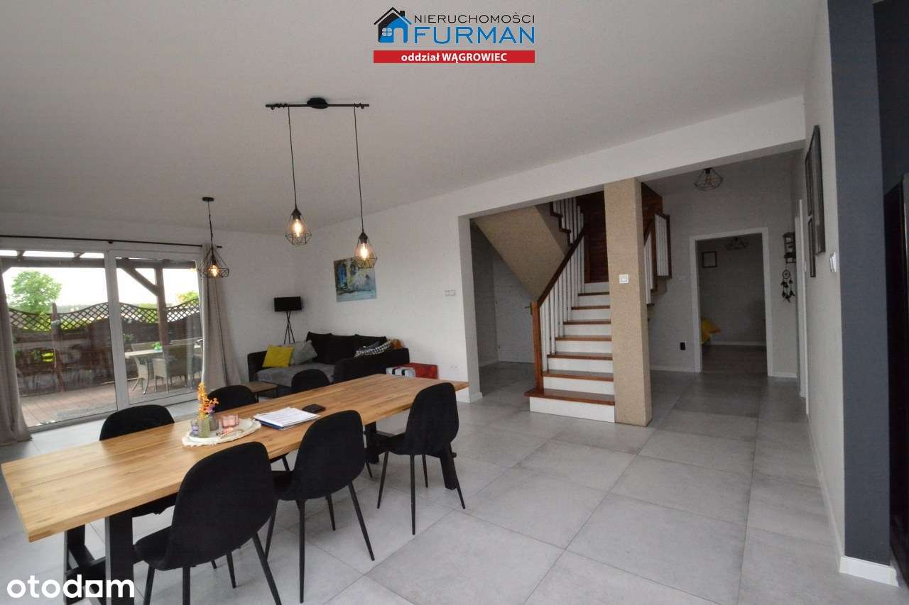 Zadbany dom na sprzedaż, 6 pokoi-5