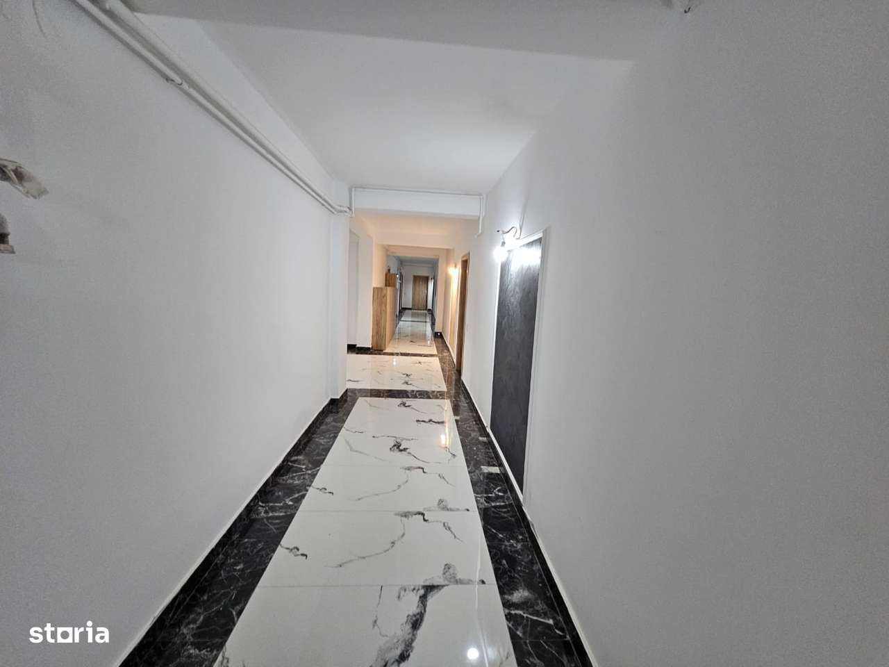 Doua apartamente cu o camera in acelasi bloc. ideal pentru investitie-10