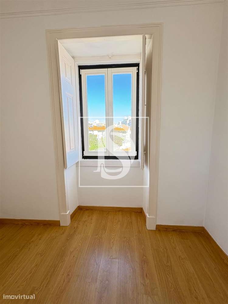 Apartamento T3 Venda em Oeiras e São Julião da Barra, Paço de Arcos e-6