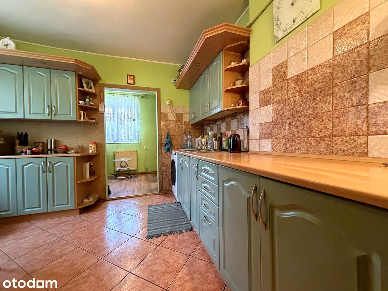 Dom wolnostojący w Pakości na dużej działce!-10