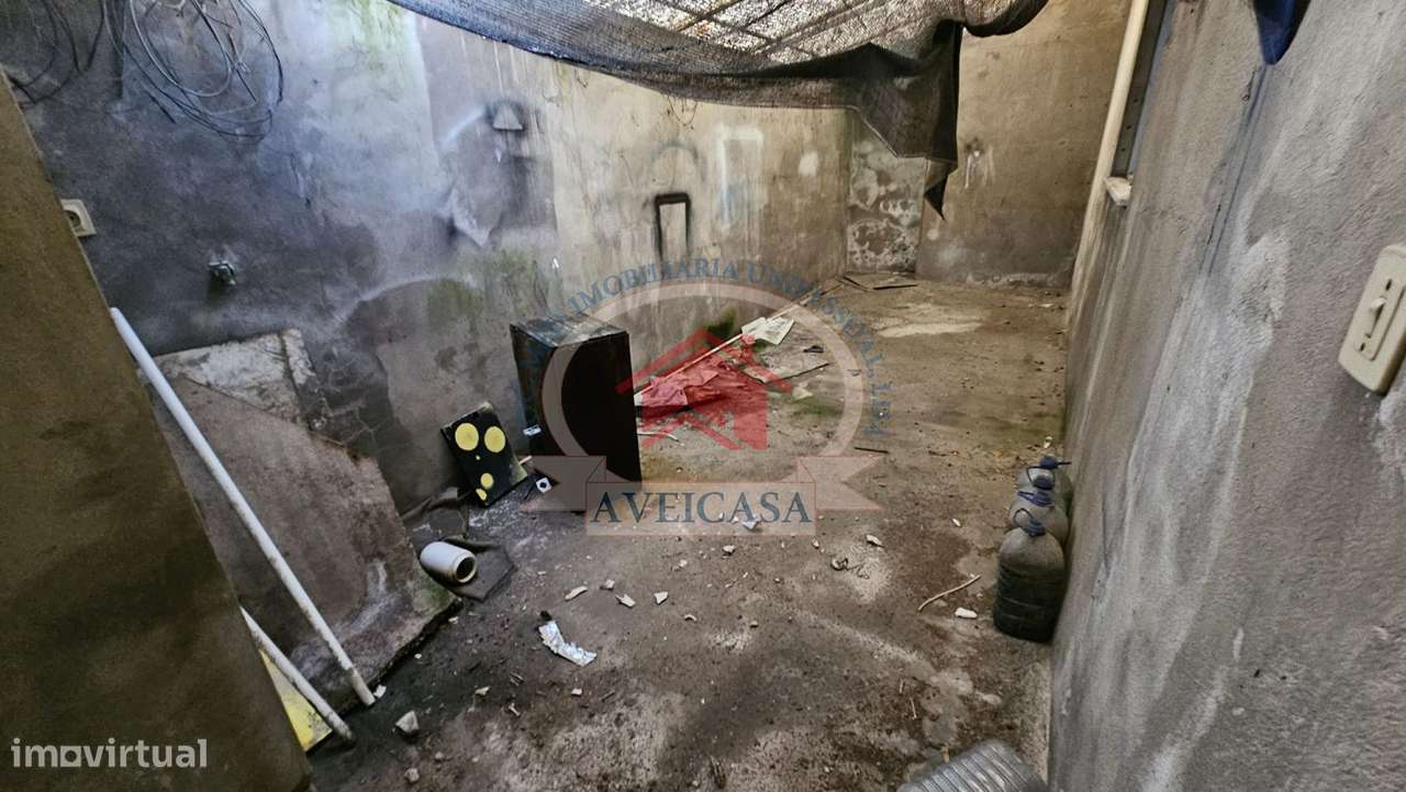 Moradia antiga para recuperar e expandir-27