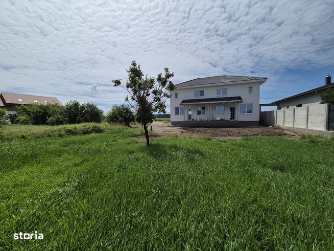 Casă finisată în Vladimirescu 154 mp teren 343 mp, vedere spre pădure-16