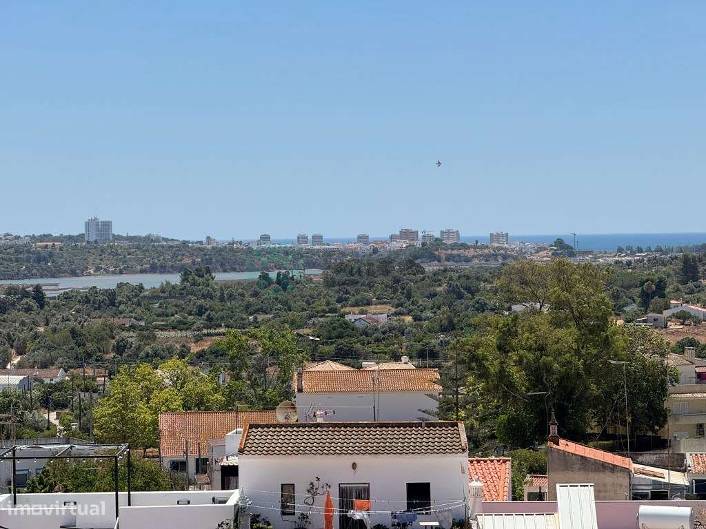 Apartamento t1 à venda na Rua da Capelinha-28