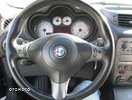 Alfa Romeo GT 1.9JTD 16V Distinctive - 12