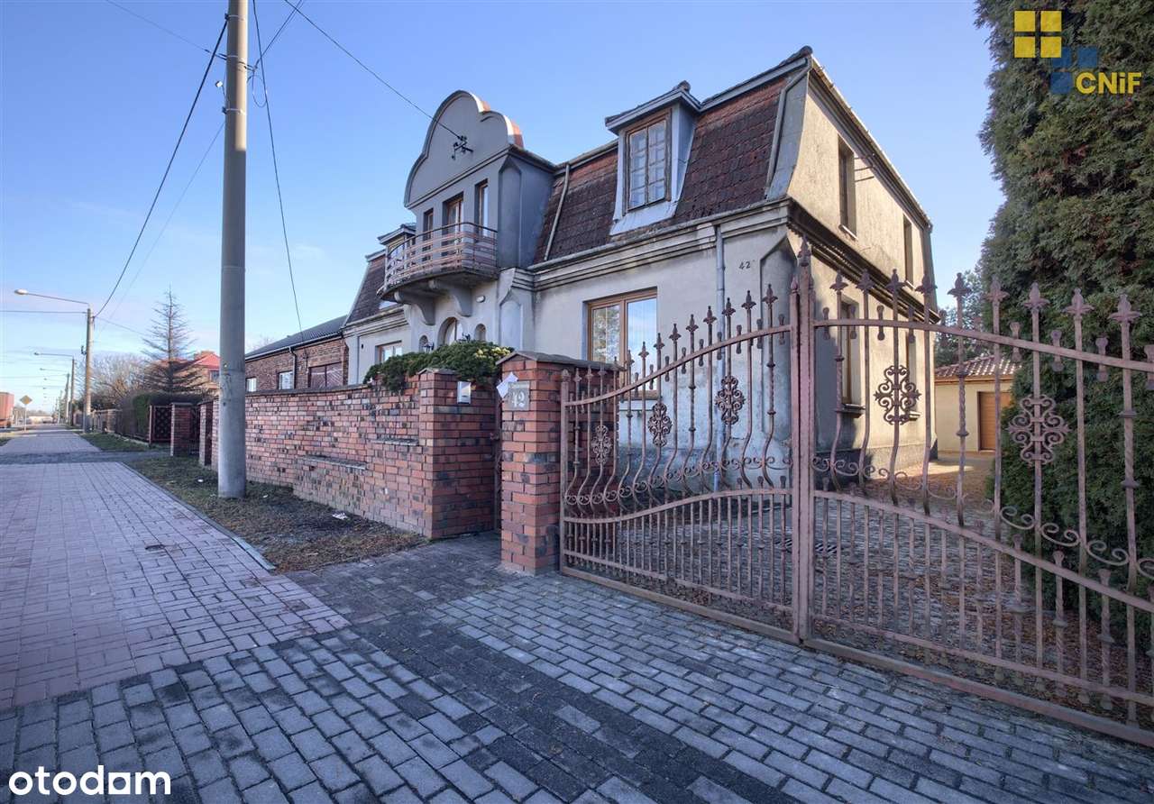 Kłomnice - ciekawa nieruchomość z dużą działką - Pełny obrazek: 1/18