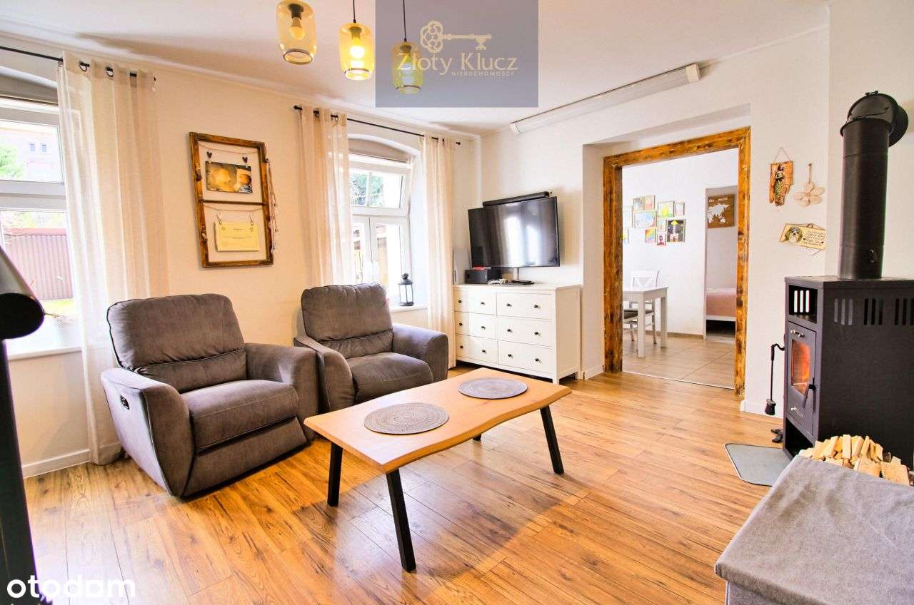 Mieszkanie dwupoziomowe z garażem i ogródkiem-2