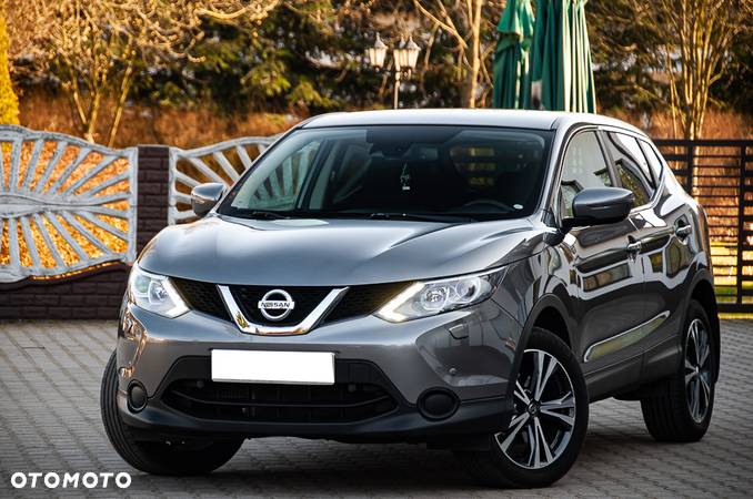 Nissan Qashqai - 1