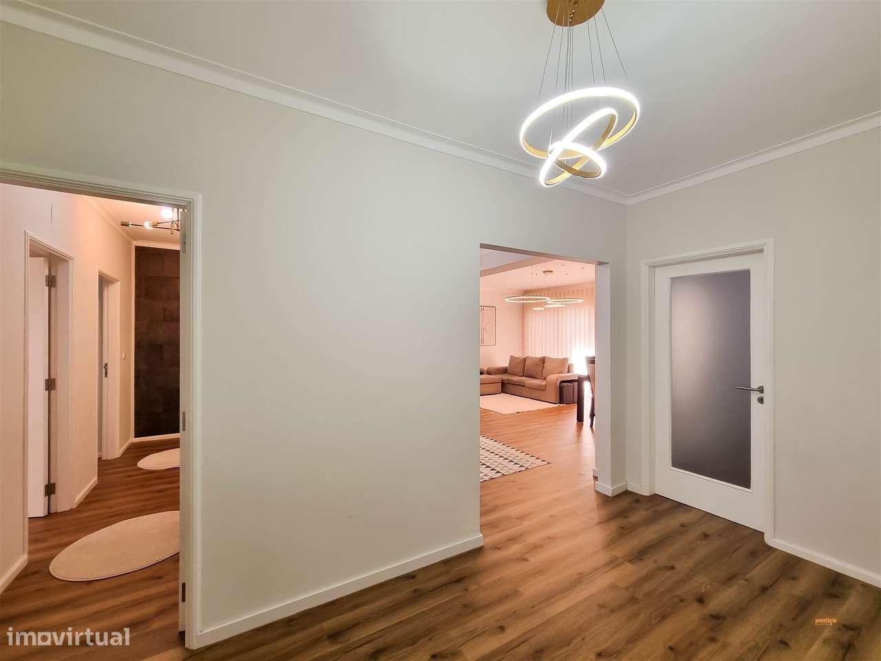 Apartamento T3 com piscina, varanda e ar condicionado-12