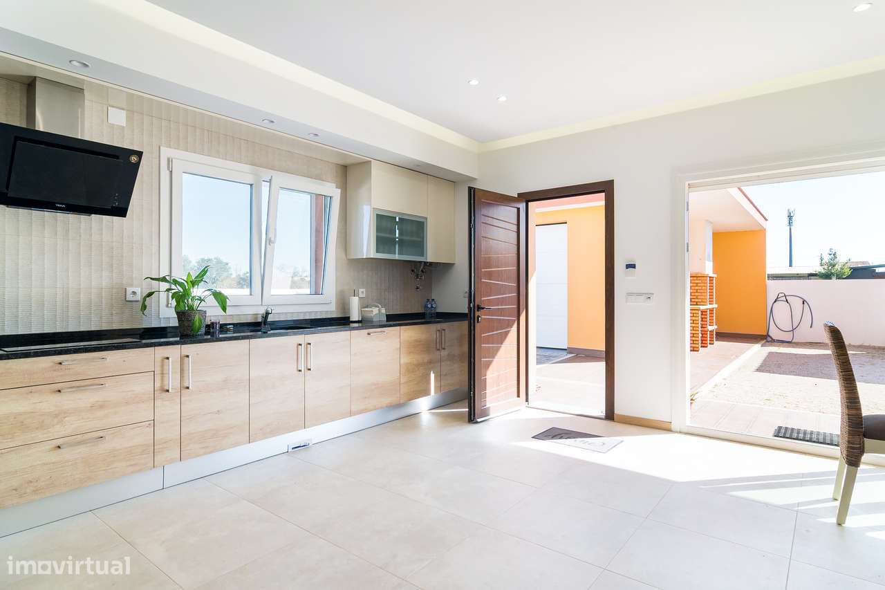 Moradia T3, Alhos Vedros - Grande imagem: 2/25