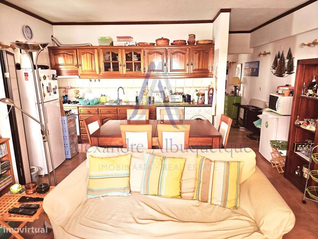 Excelente apartamento T1 à venda - Apenas 30 metros da praia!-3