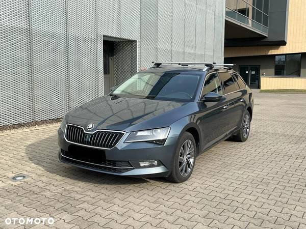 Skoda Superb 2.0 TDI 4x4 Ambition DSG - 6