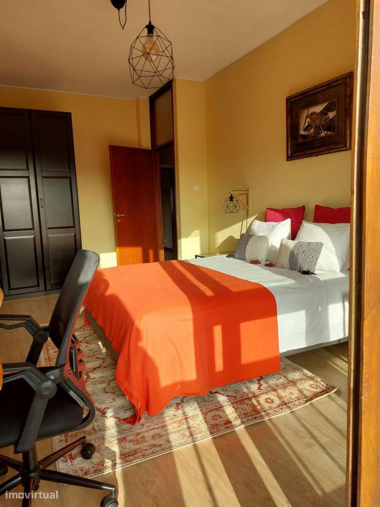 Apartamento com 2 quartos - localizado em Lordelo do Ouro Porto - Grande imagem: 3/5