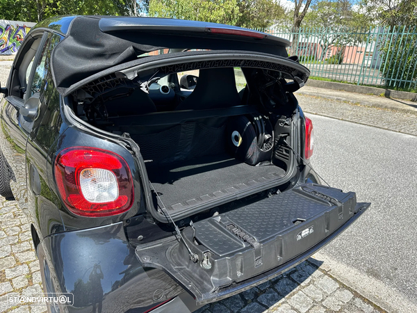 Smart Fortwo Cabrio EQ - 22