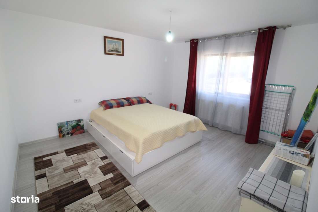 Vând casă parter în Teliucu Inferior, la 6km de Hunedoara, teren 555mp-13