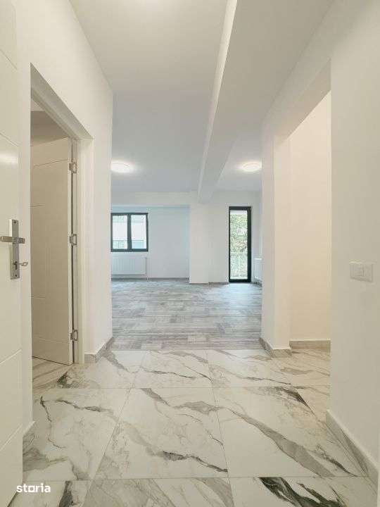 Bloc integral in Piata Unirii. Pretabil pentru Hotel, Clinica Medicala-8