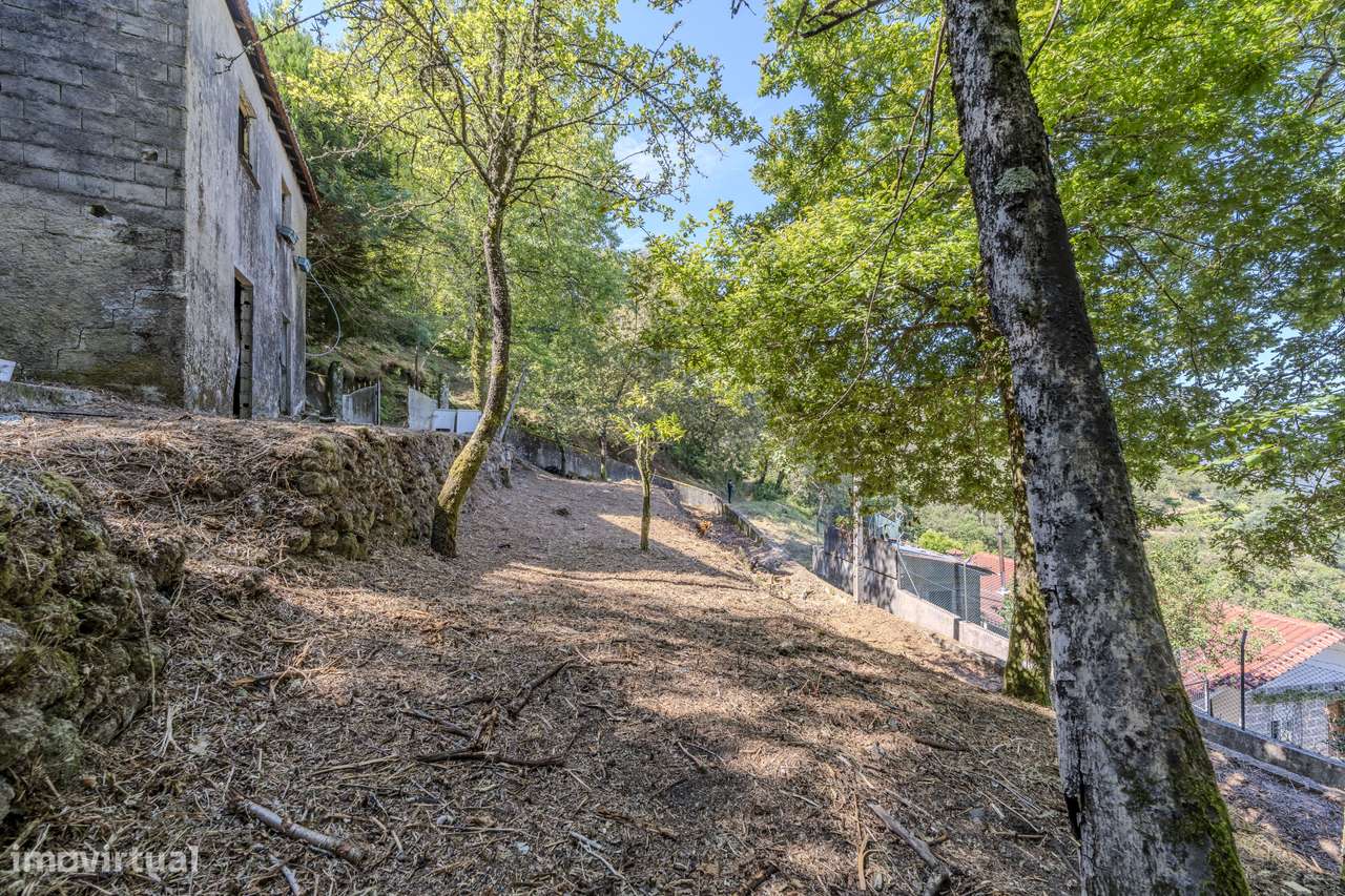 Moradia em Chamoim próxima ao Geres-6