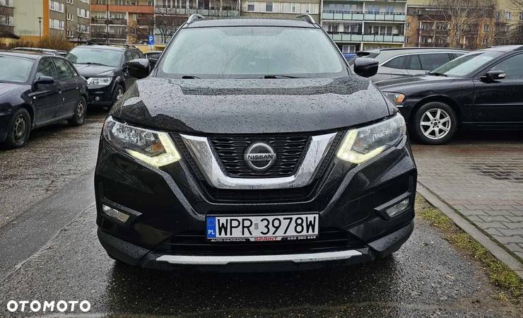 Nissan Rogue - 1