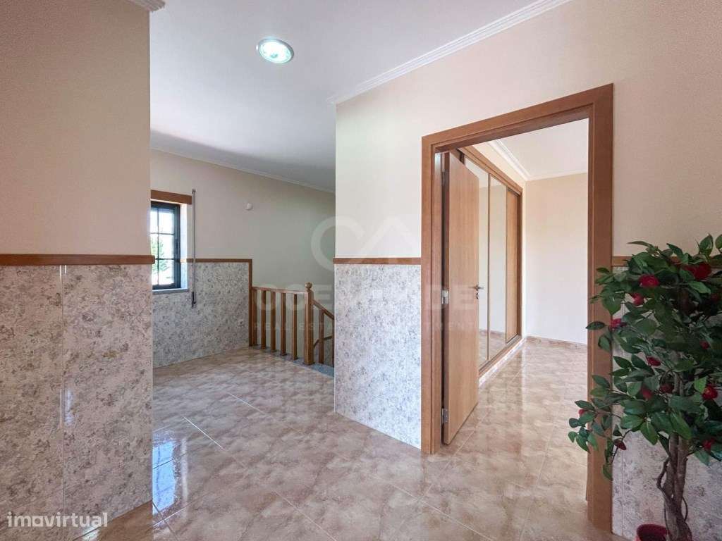 Moradia T4 independente em Castelo Branco-34