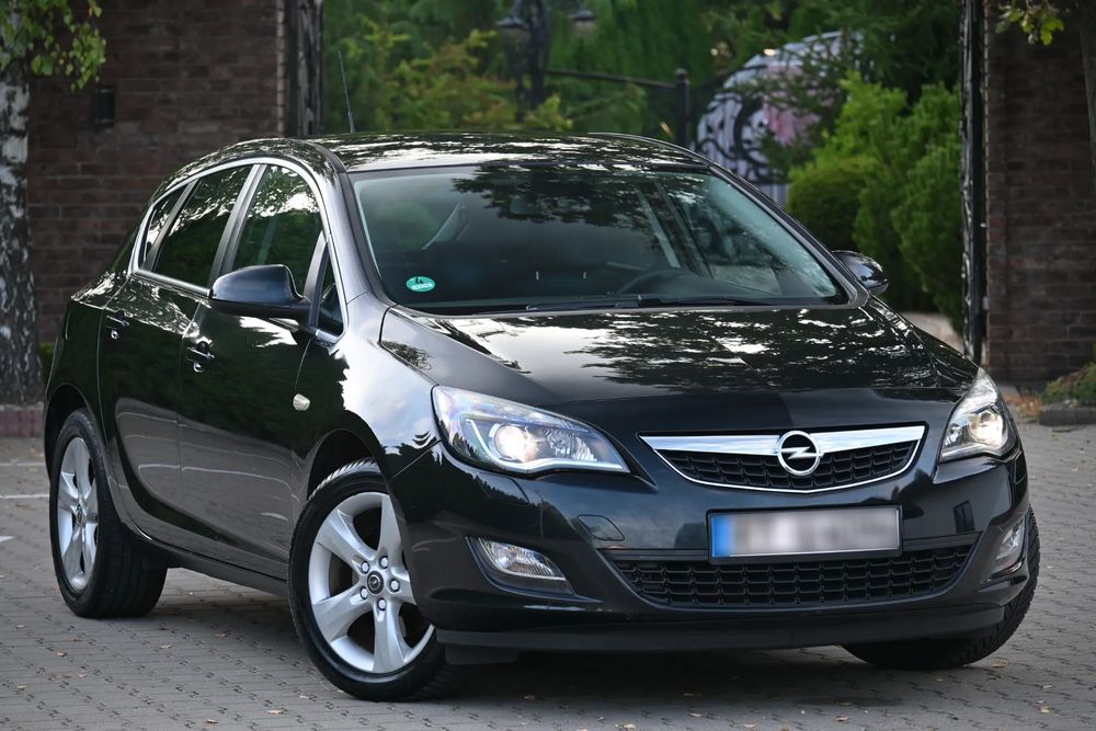 Opel Astra J (2009-2019) 1.6 Turbo Active 2011