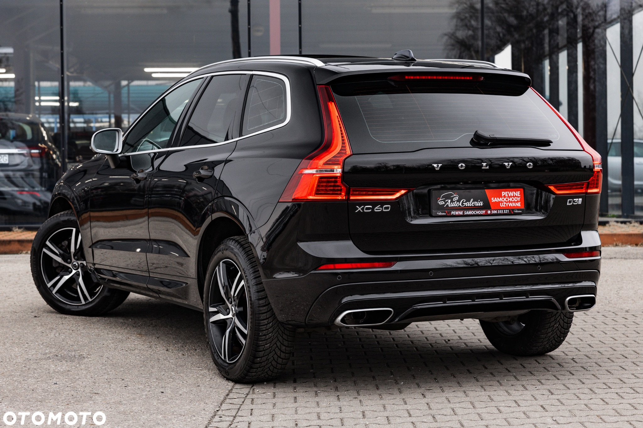 Volvo XC 60 D3 R-Design - 11