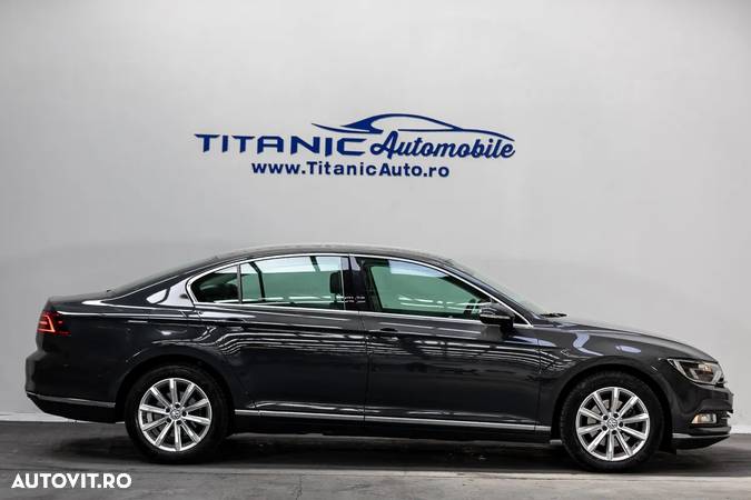 Volkswagen Passat Variant 2.0 TDI DSG 4Motion Highline - 12